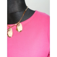 Elegancka Bluzka z falbankami idealna pod żakiet - fuksja